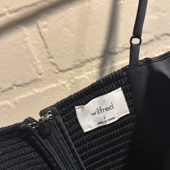 Wilfred Black Dress smocked back size 2 slit front polyester Aritzia - Picture 3 of 5